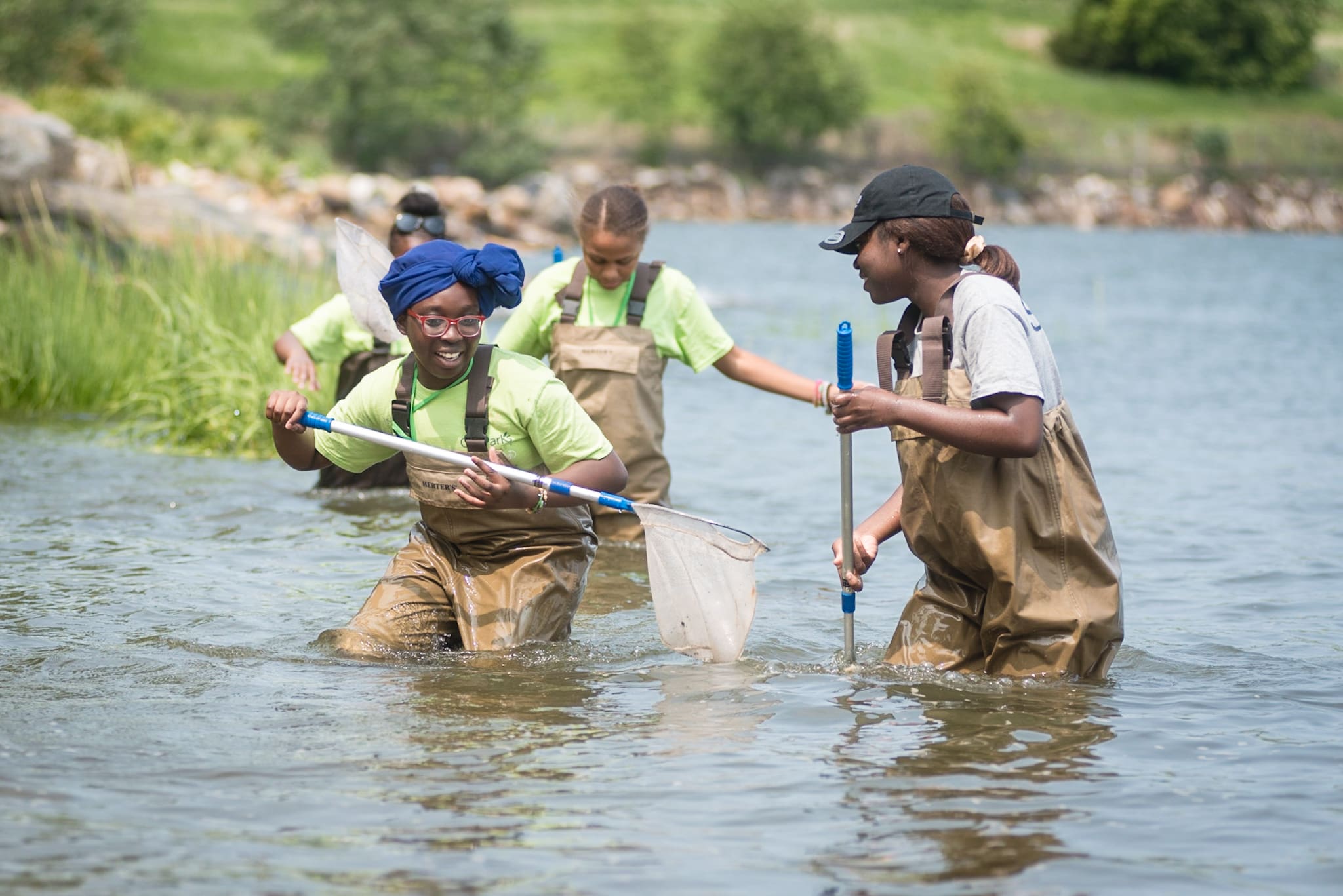 Free STEM programs for middle school girls - City Parks Foundation